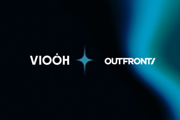 VIOOH Partners With OUTFRONT to Expand US DOOH - TechEdgeAI